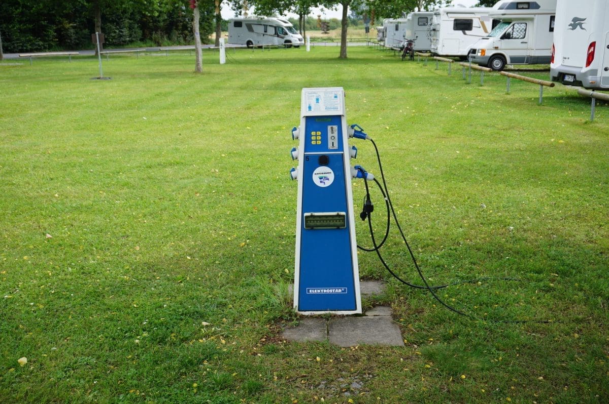 Wohnmobilstellplatz an der Mainlände