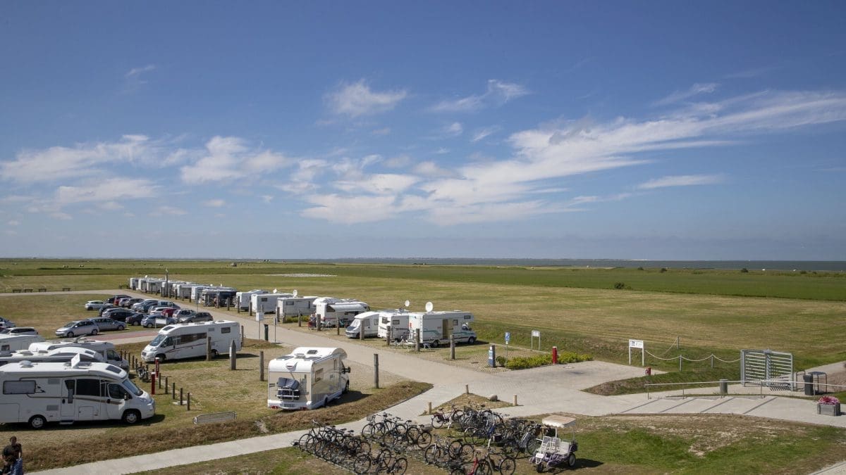 Wohnmobilstellplatz Nordseeblick in Dornum Wohnmobilstellplatz Nordseeblick in Dornum