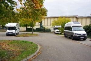Wohnmobilstellplatz an der Stadthalle in Endingen