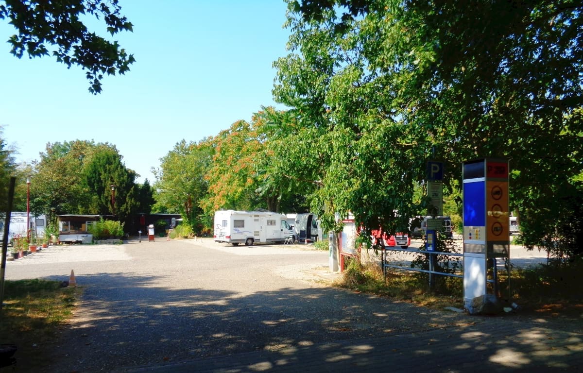 Wohnmobilstellplatz Freiburg