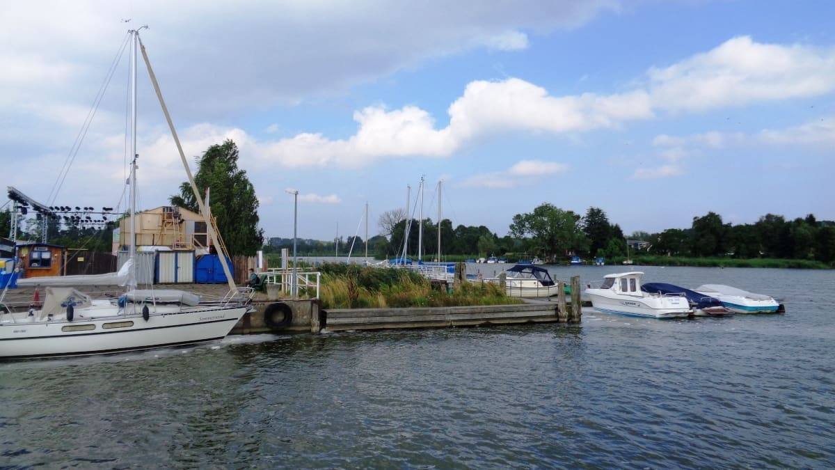 Wohnmobilstellplatz am Hafen in Usedom