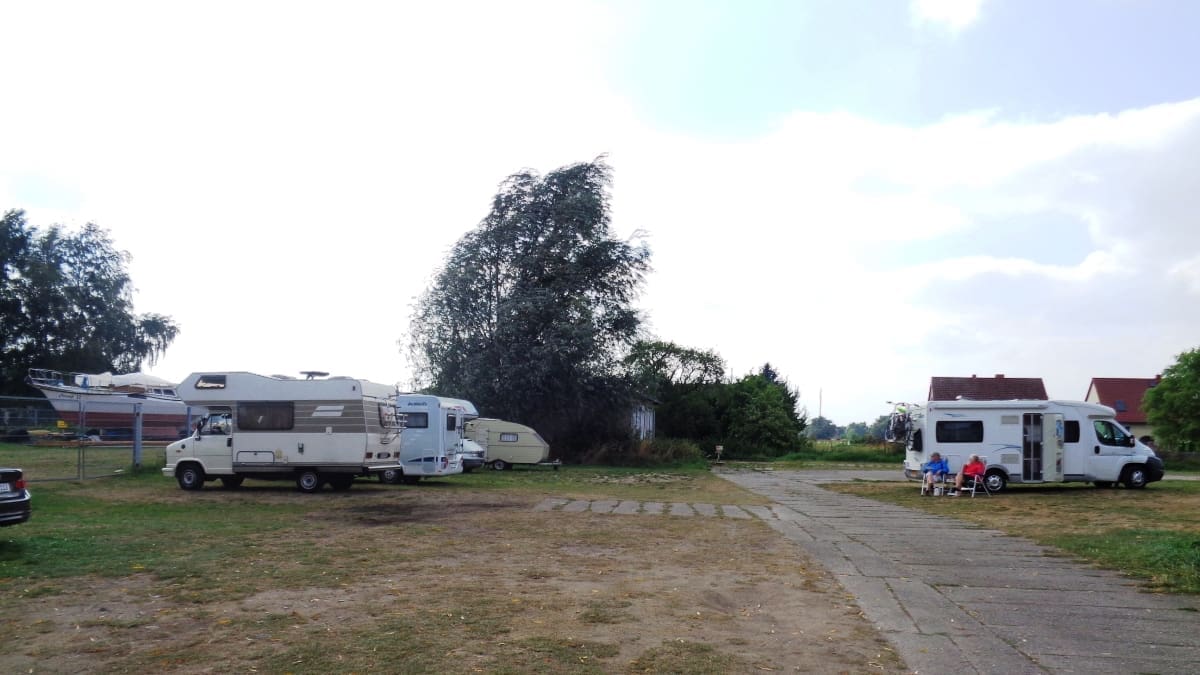 Wohnmobilstellplatz am Hafen in Usedom