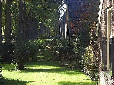 Wohnmobilstellplatz am Haus Grafschaft