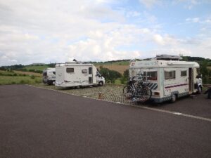 Wohnmobilstellplatz Wohnmobile Waldhelm