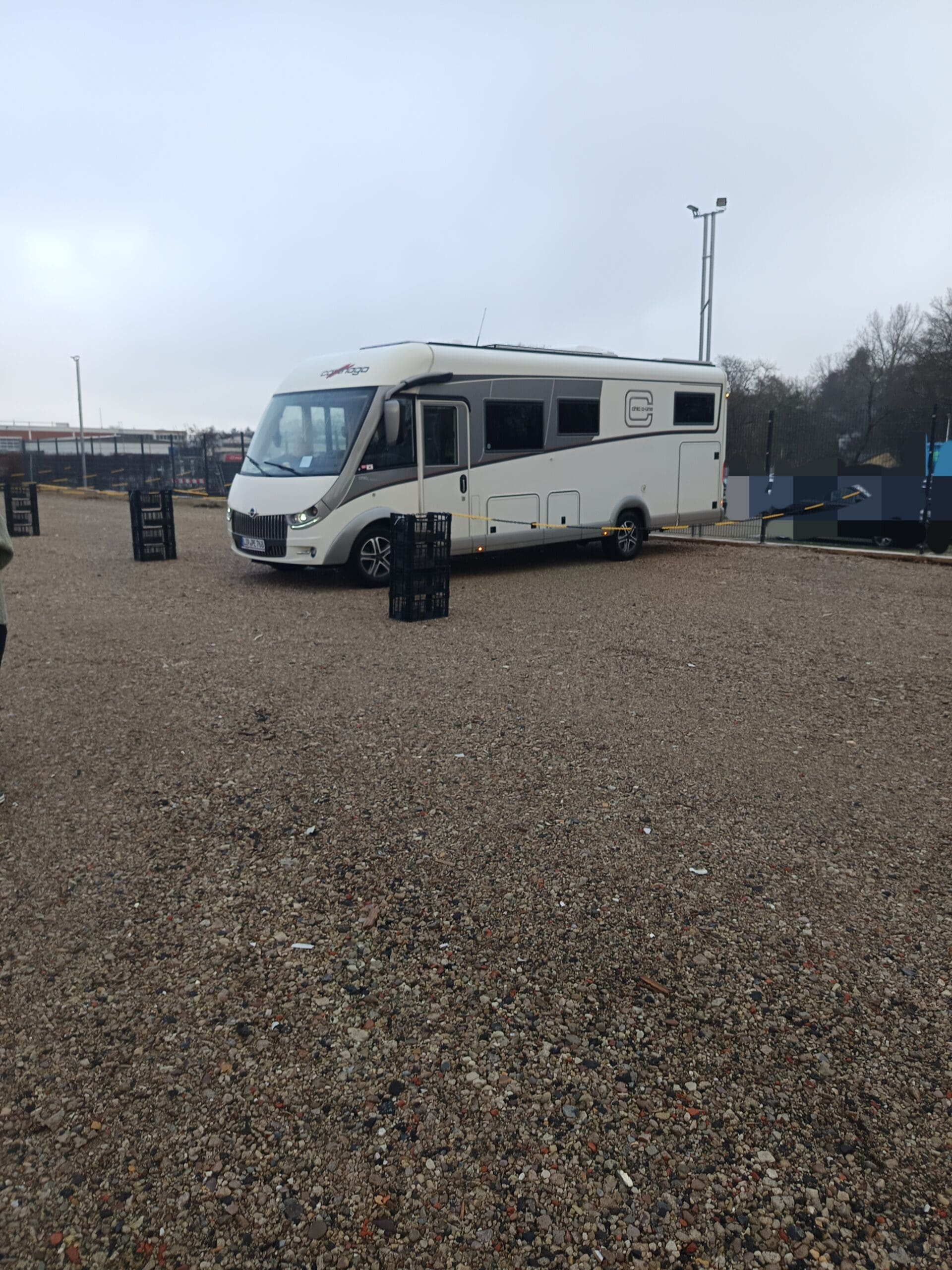 Wohnmobilstellplatz am Outletcenter in Zippel