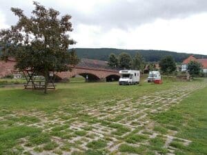 Wohnmobilstellplatz an der Werrabrücke Wohnmobilstellplatz an der Werrabrücke