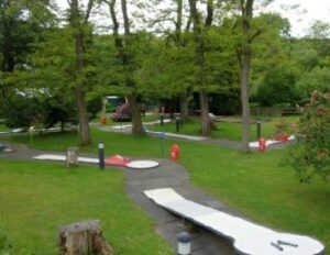Wohnmobilhafen am Thermalfreibad Wohnmobilhafen am Thermalfreibad Sinzig-Bad Bodendorf