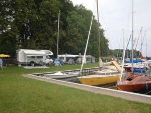 Wohnmobilstellplatz am Seglerhafen