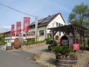 Wohnmobilstellplatz am Weinhof Martin Wohnmobilstellplatz am Weinhof Martin
