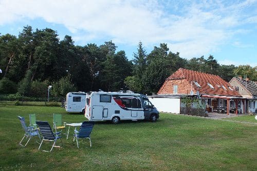 Wohnmobilstellplatz am Wäldchen in Barnin