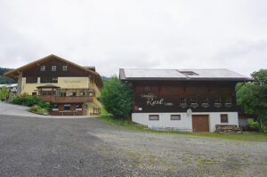 Wohnmobilstellplatz Berghütte Pröller