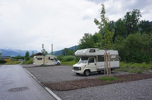 Wohnmobilstellplatz am Bahnhof in Kiefersfelden