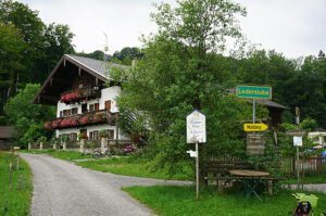 Wohnmobilstellplatz am Hof Lederstube