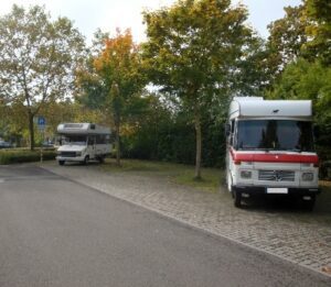 Wohnmobilstellplatz am Badepark Haßloch