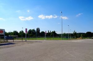 Wohnmobilstellplatz zum See Wohnmobilstellplatz zum See