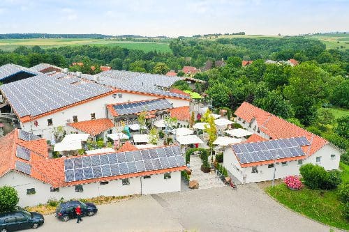 Wohnmobilstellplatz am Küffner Hof Wohnmobilstellplatz am Küffner Hof
