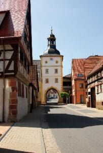 Wohnmobilstellplatz am Freibad Zellingen