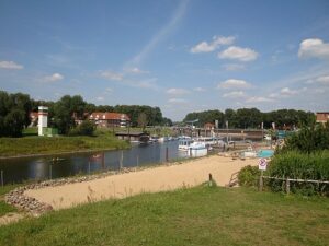 Wohnmobilstellplatz am Dömitzer Hafen