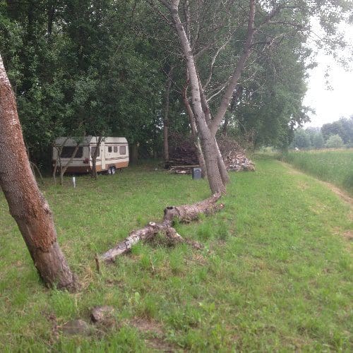 Wohnmobilstellplatz am Teichland-Linum