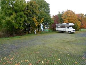 Wohnmobilstellplatz am Freizeitgelände in Rasdorf