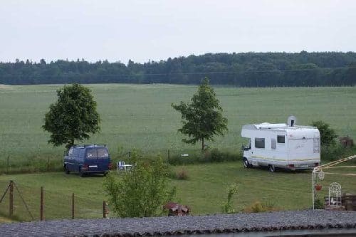 Wohnmobilstellplatz am Wäldchen in Barnin