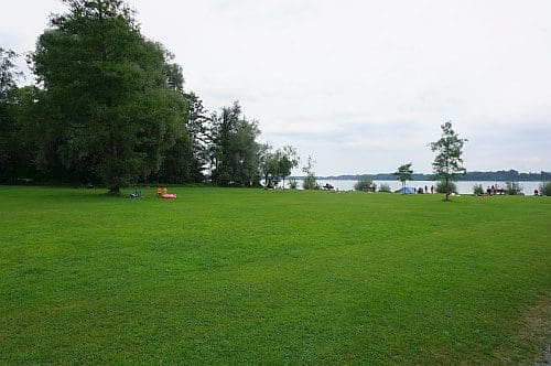 Wohnmobilstellplatz am Strandbad Schraml