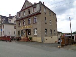 Wohnmobilstellplatz bei Maleks Cafe Daheim