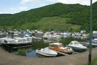 Wohnmobilstellplatz Moselherz Pölich