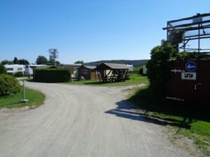 Wohnmobilstellplatz am Wiesenrand