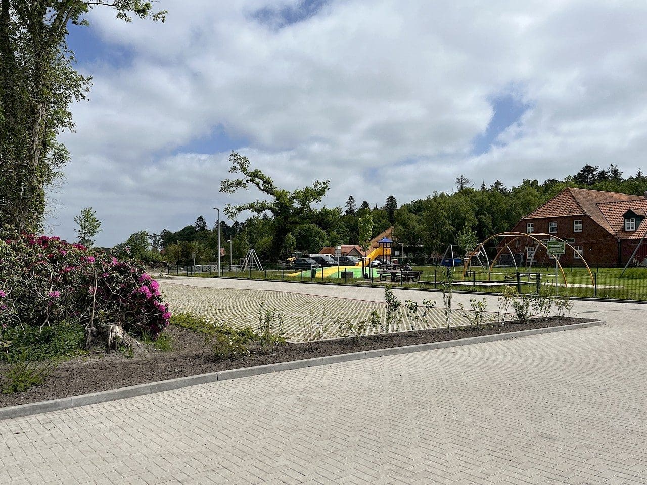 Wohnmobilstellplatz am Berumerfehner Wald
