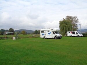 Wohnmobilstellplatz An der Weser Wohnmobilstellplatz An der Weser