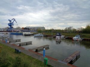 Wohnmobilstellplatz am Sportboothafen Haldensleben