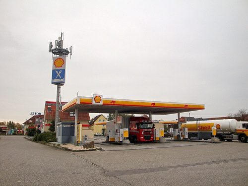 Wohnmobilstellplatz am Shell Autohof