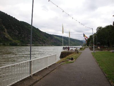 Wohnmobilstellplatz an den Rheinanlagen