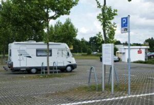 Wohnmobilstellplatz am Stadion Schwetzingen