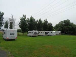 Wohnmobilstellplatz am Wassersportzentrum in Radebeul