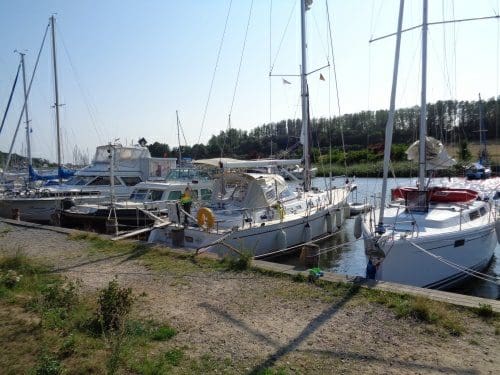Wohnmobilstellplatz am Hafen in Sellin Wohnmobilstellplatz am Hafen in Sellin