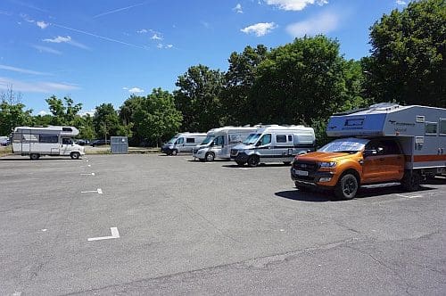 Wohnmobilstellplatz am Neckarufer