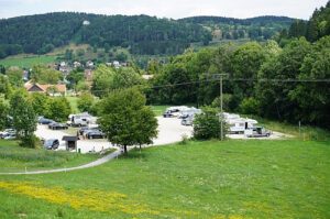 Wohnmobilstellplatz am Stausee in Oberdigisheim